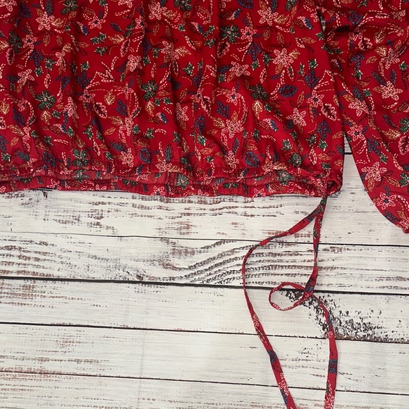 LOFT Red Floral Blouse Sz. M - Picture 8 of 13